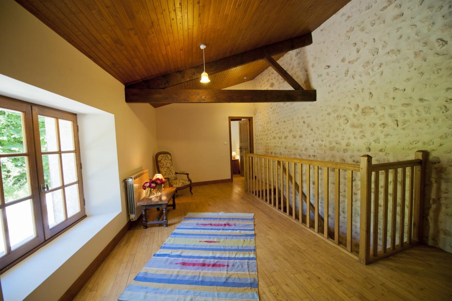 1st floor hallway | Self-catering home in Charente