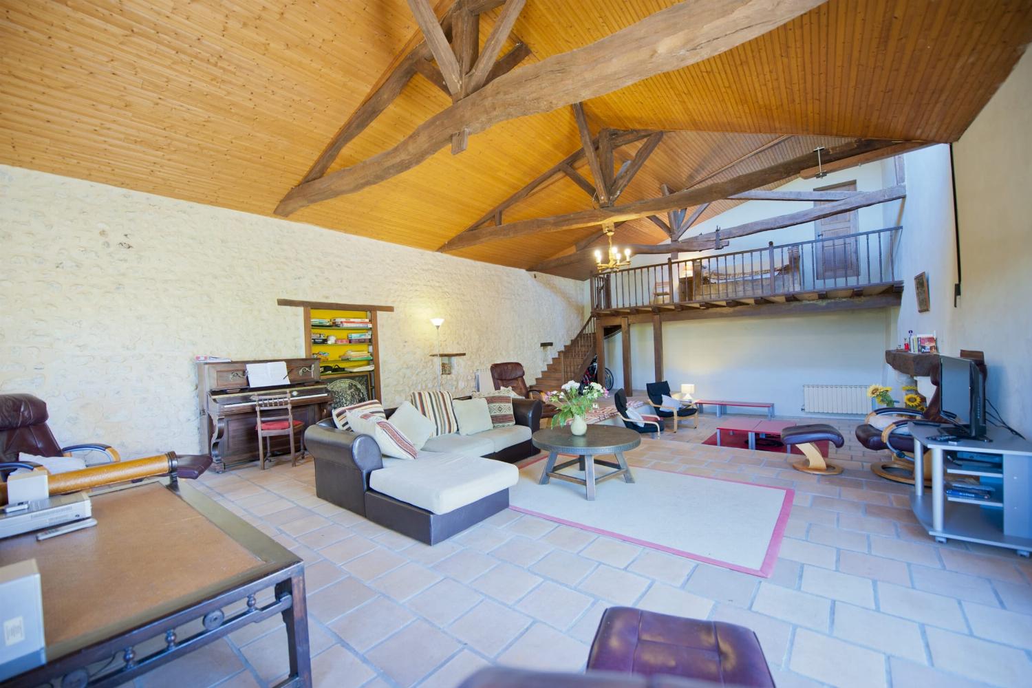 Living room | Self-catering home in Charente