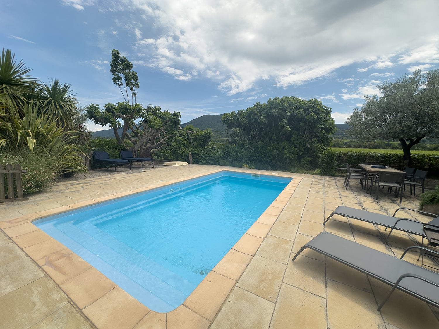 Private pool