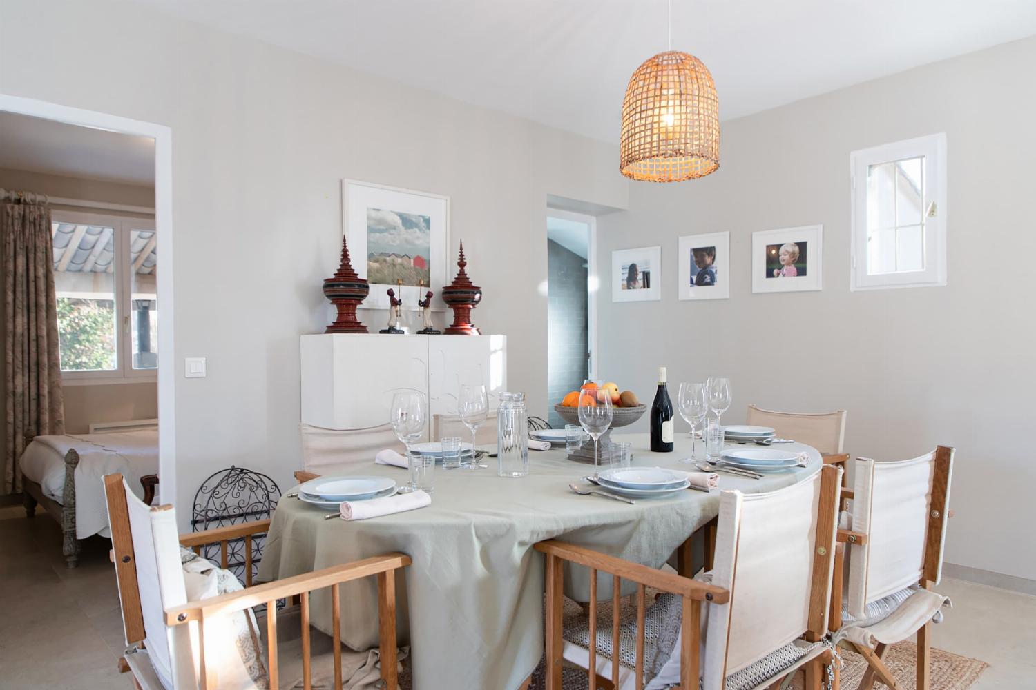 Dining room | Holiday home in Provence