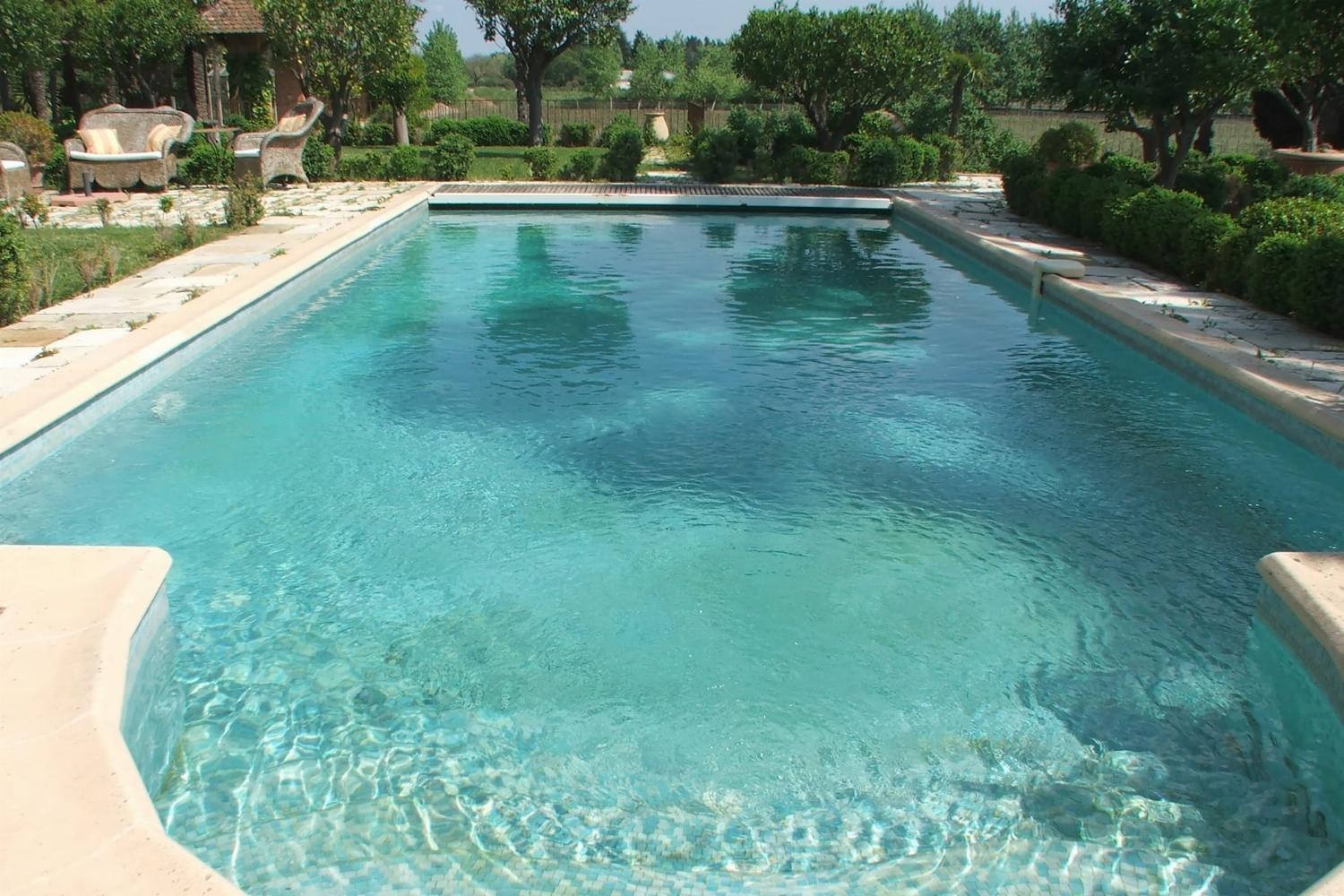 Private pool