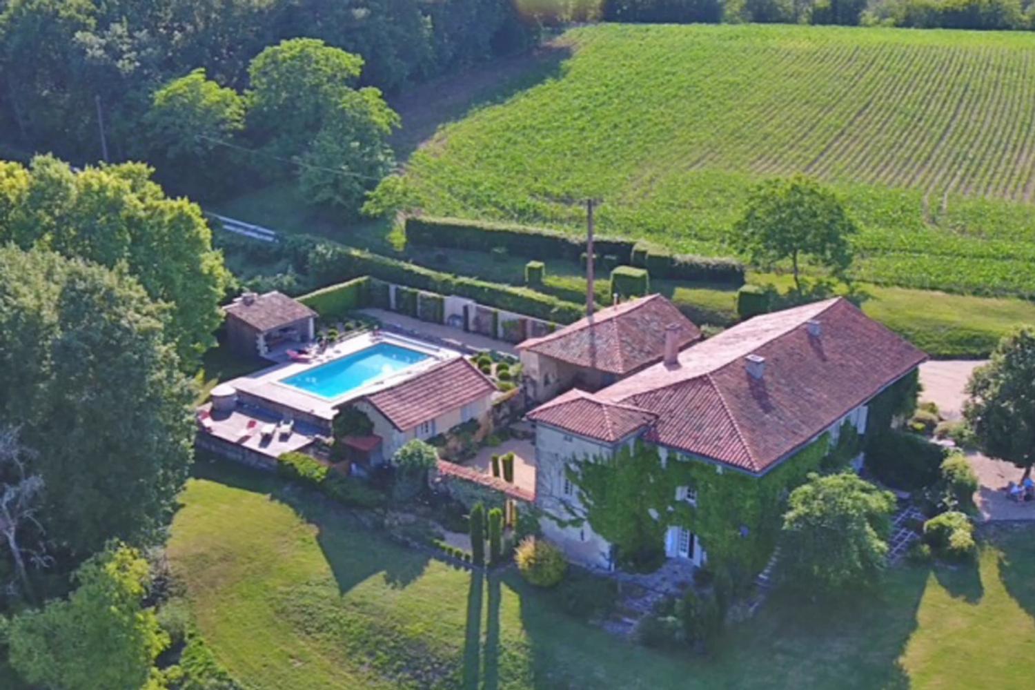Rental home in Dordogne with private heated pool