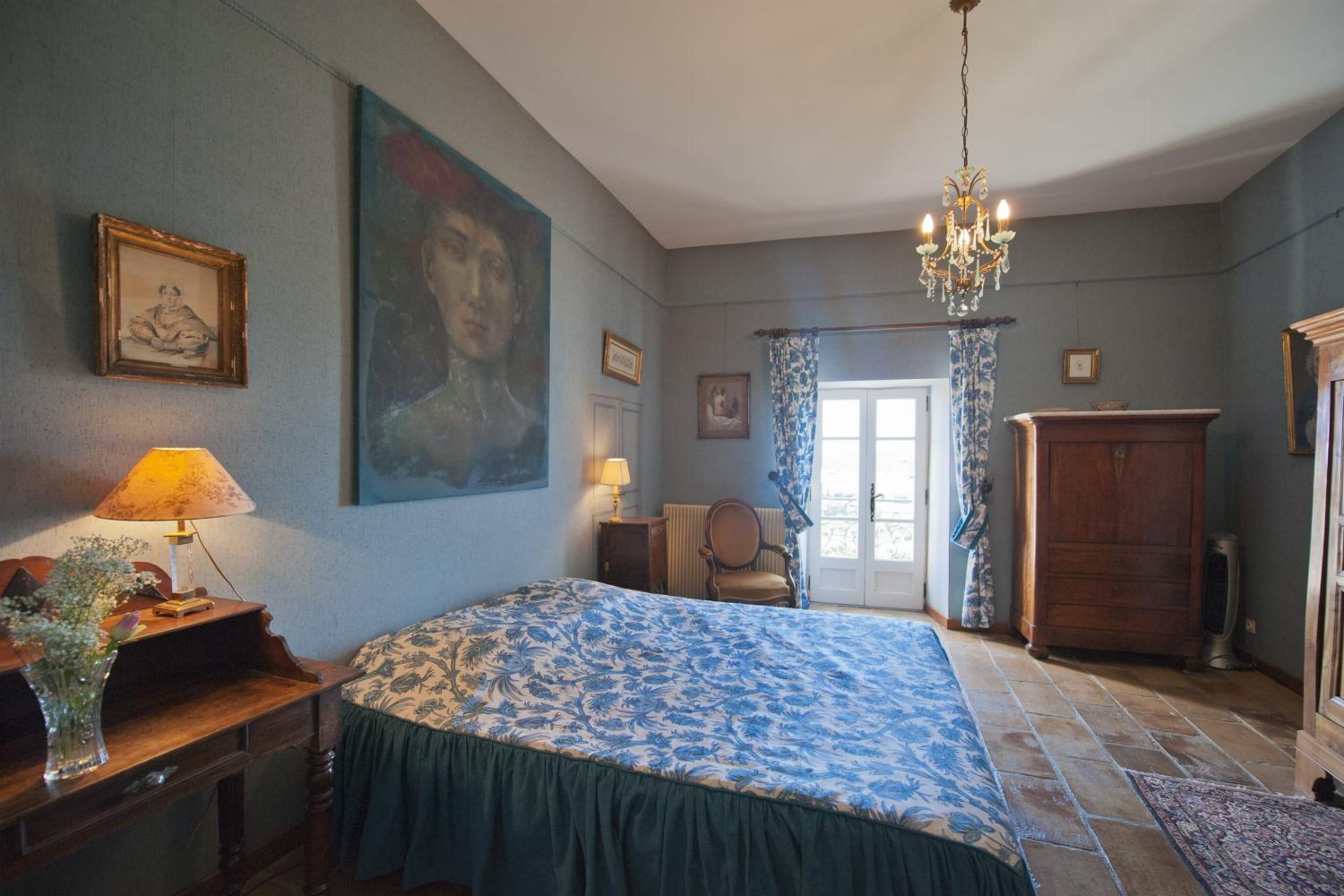 Bedroom | Holiday accommodation in South of France