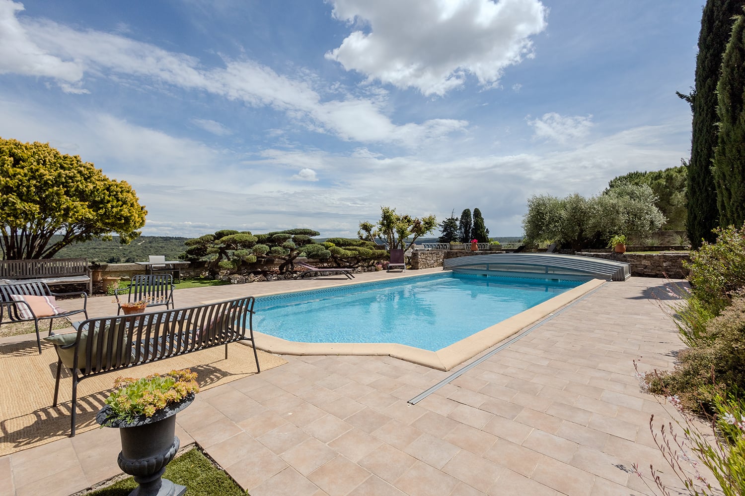 Private pool Private pool
