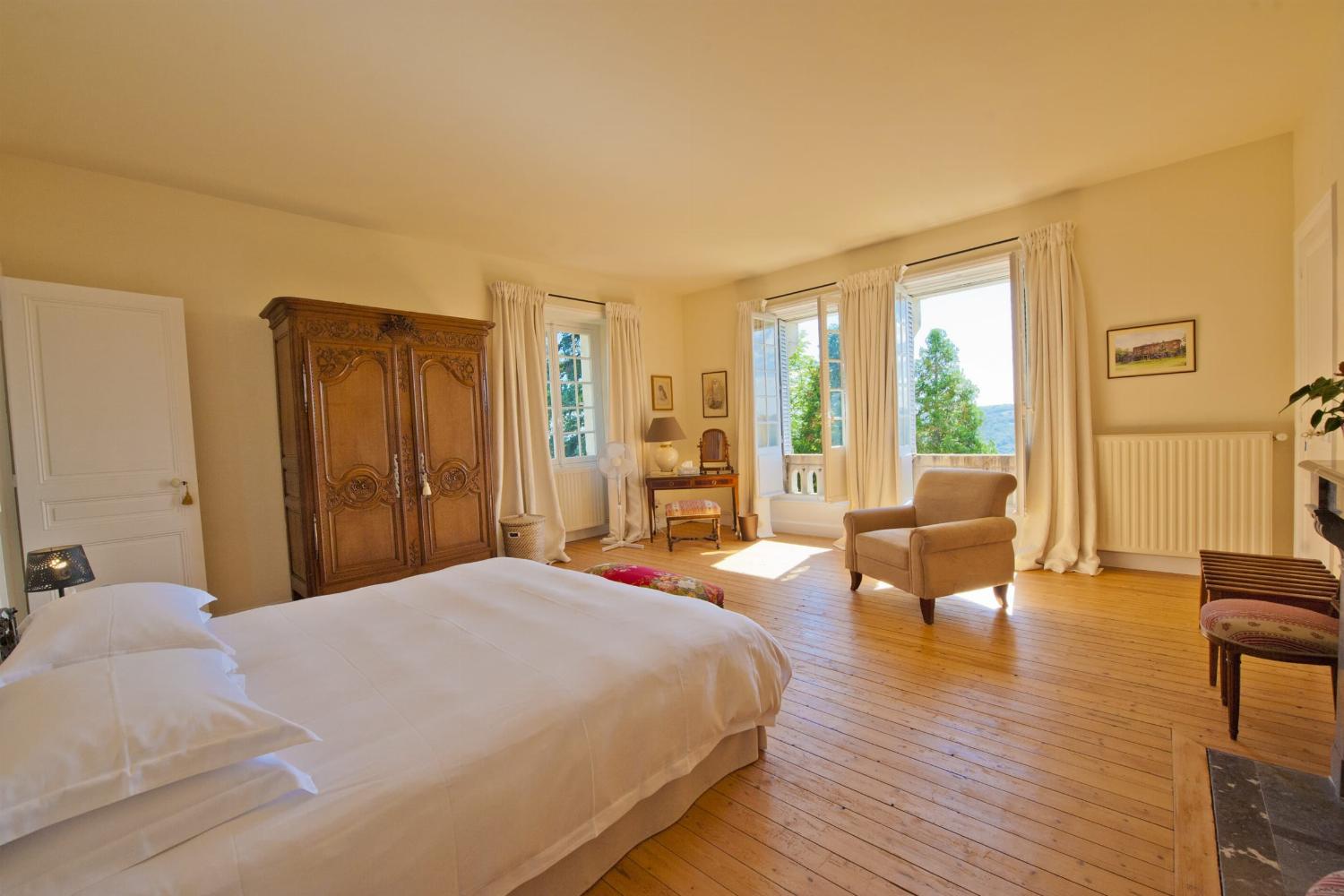 Bedroom | Holiday Château in Najac