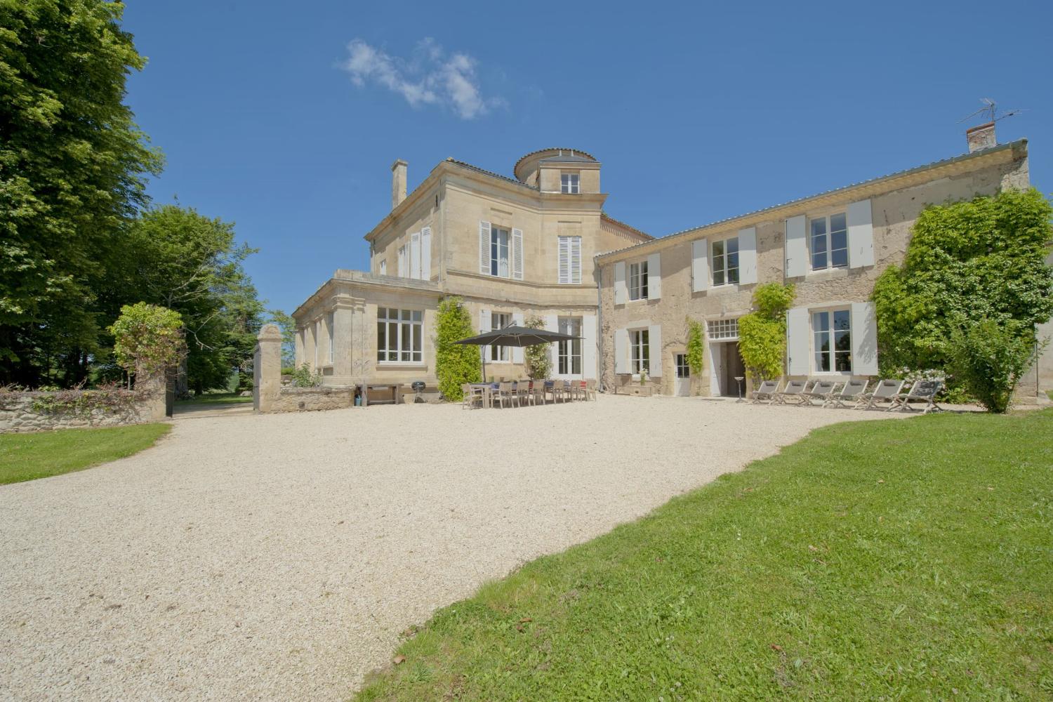 Holiday château in Gironde