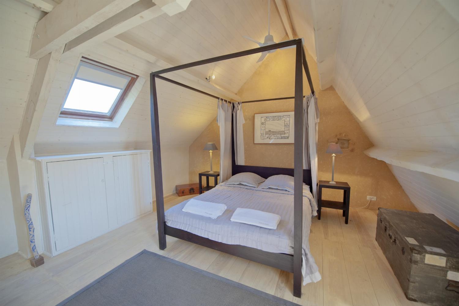 Bedroom | Rental home in Dordogne