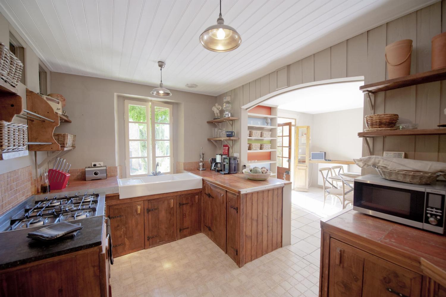 Kitchen | Rental home in Dordogne