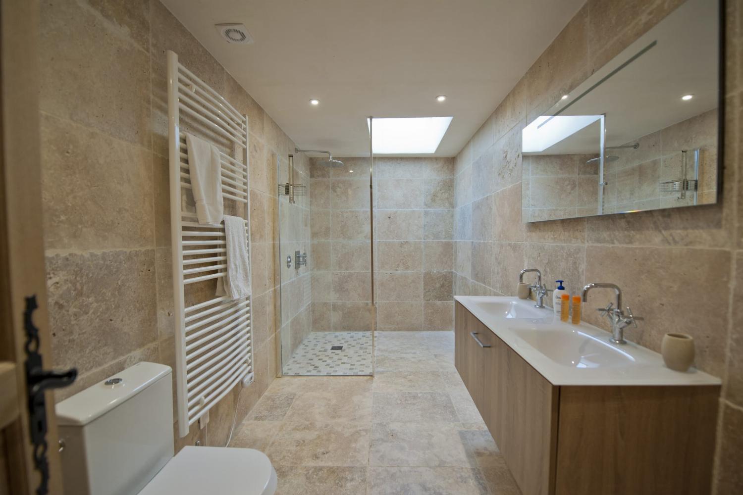 Bathroom | Holiday home in Dordogne