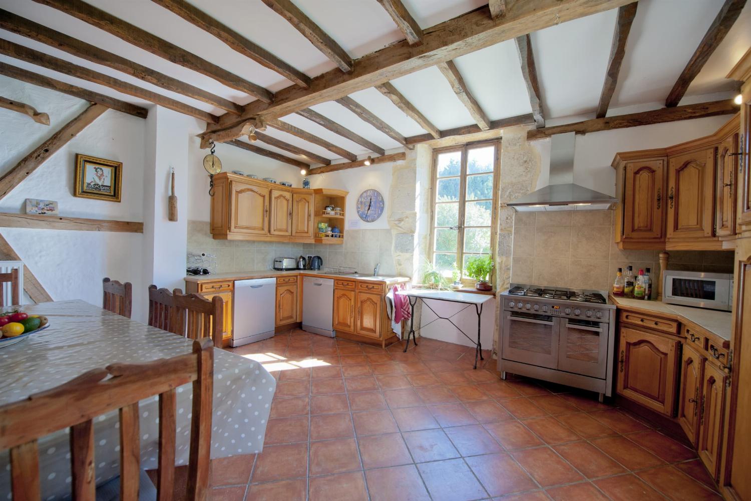 Kitchen | Holiday home in Lot-et-Garonne