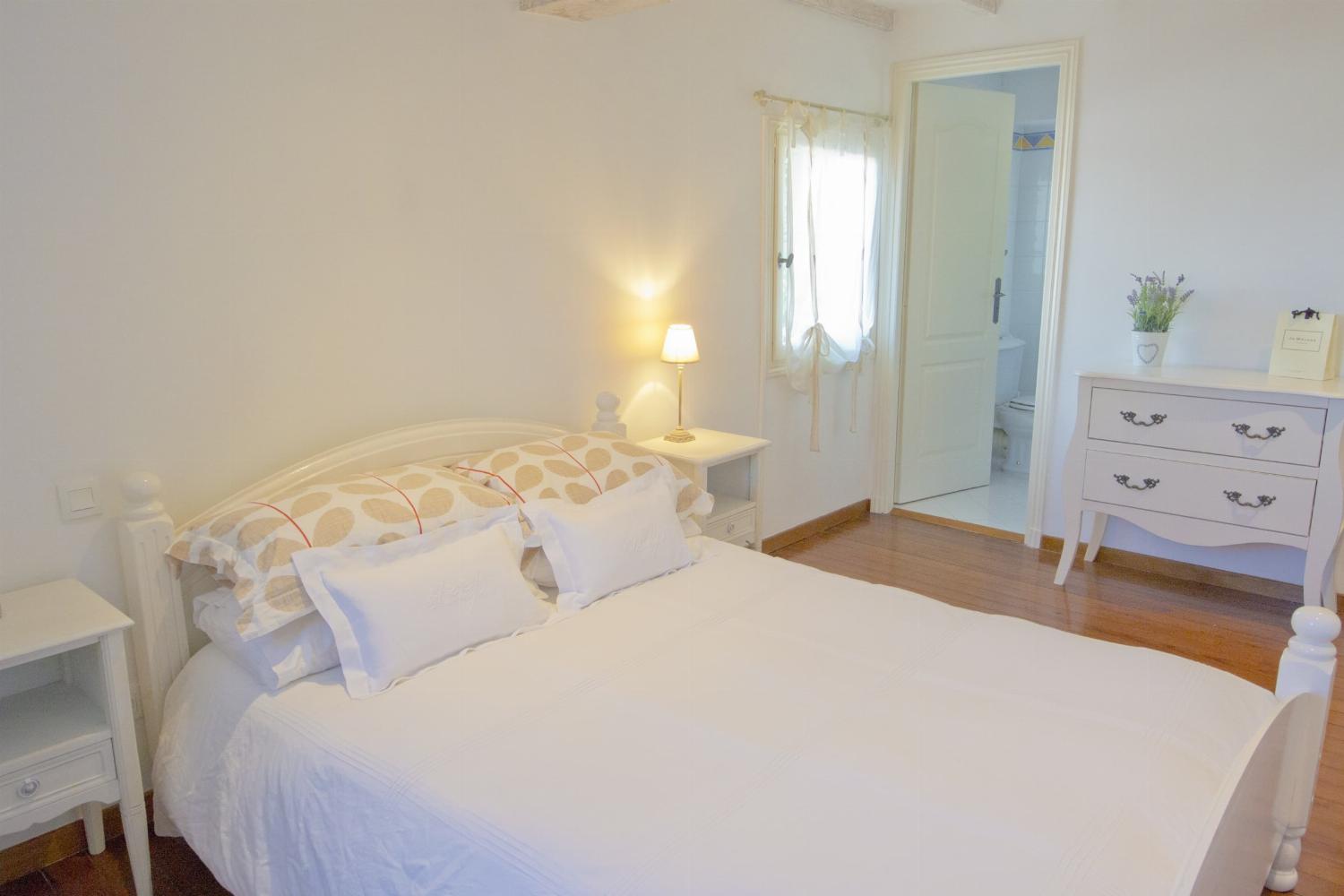 Bedroom | Self-catering home in Provence