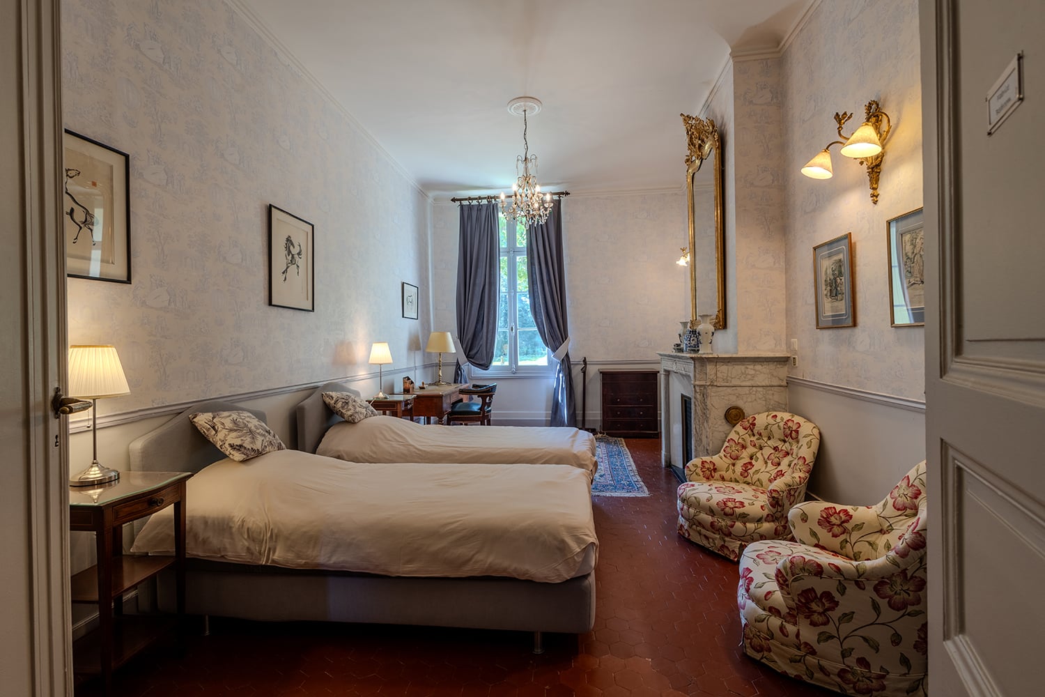 Bedroom | Holiday wine domaine in the South of France