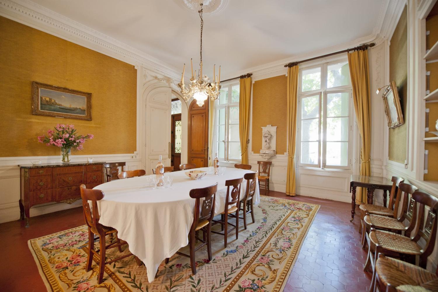 Dining room | Holiday château in the South of France