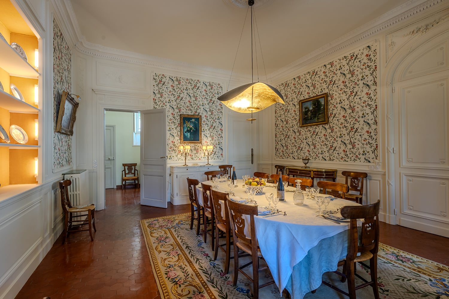 Dining room | Holiday wine domaine in the South of France