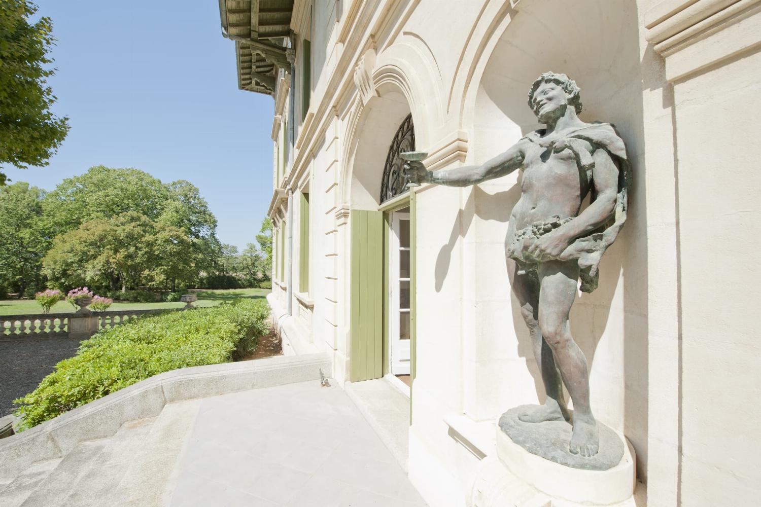 Holiday château in the South of France