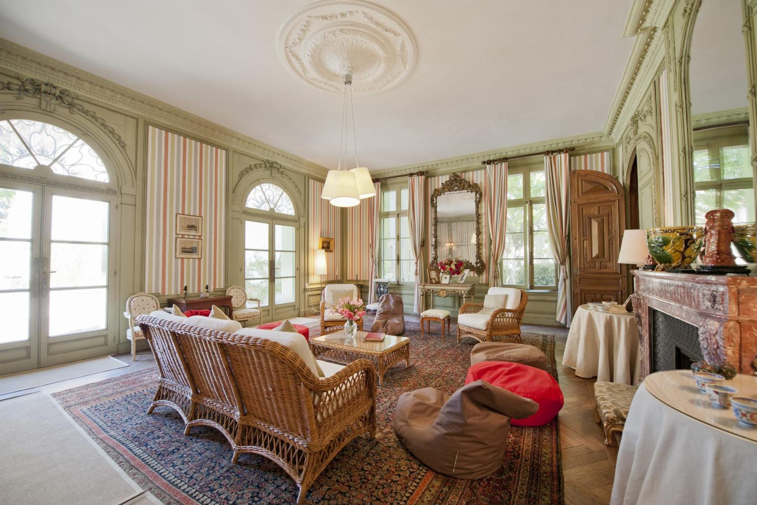 Living room | Holiday château in the South of France