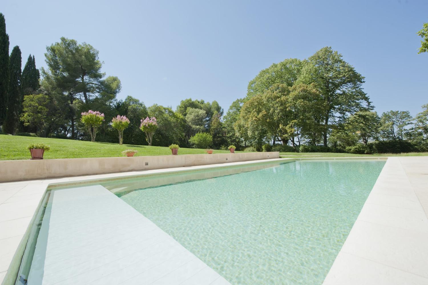 Private pool