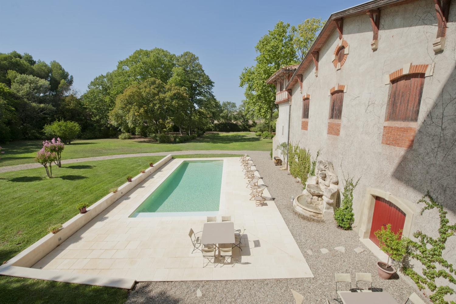 Private pool