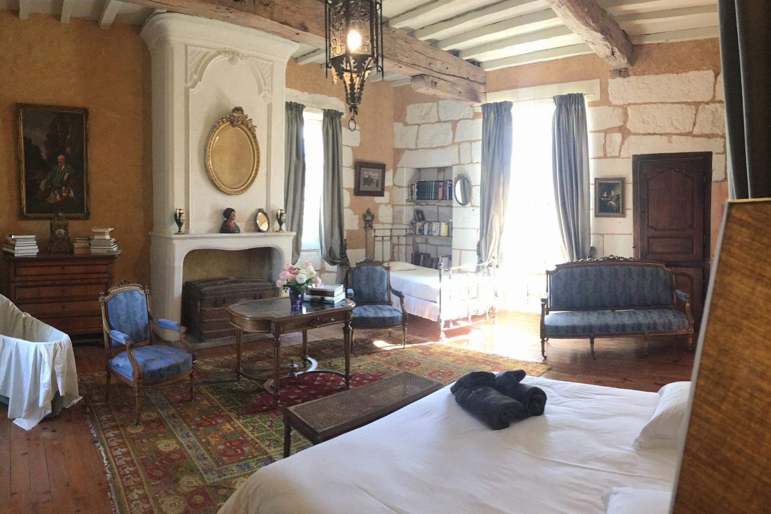 Bedroom | Dordogne holiday château