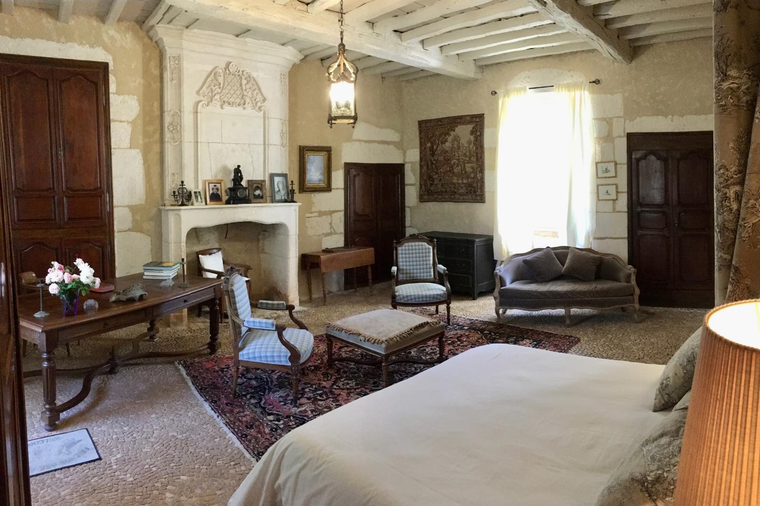 Bedroom | Dordogne holiday château