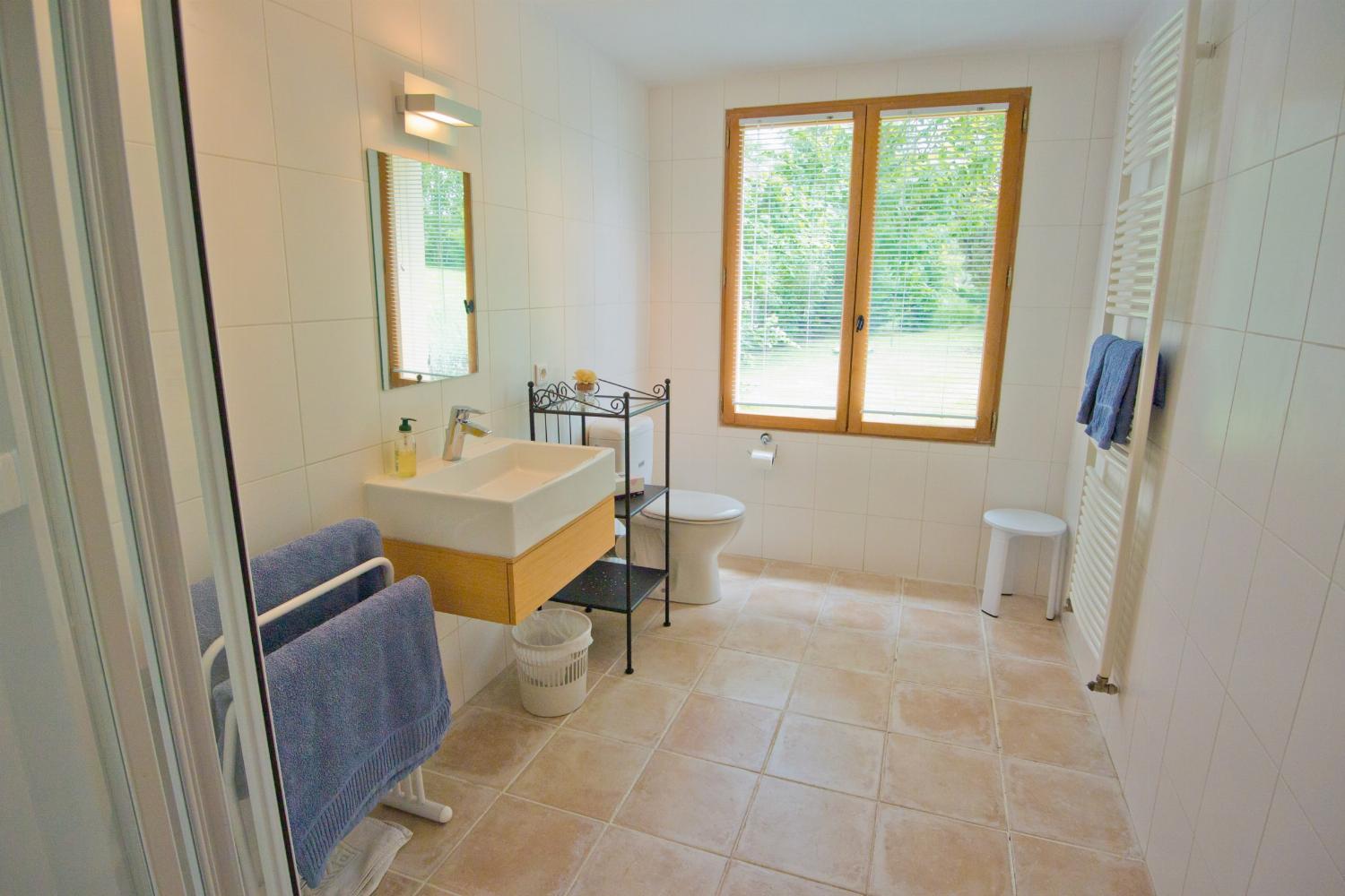 Bathroom | Holiday home in Dordogne
