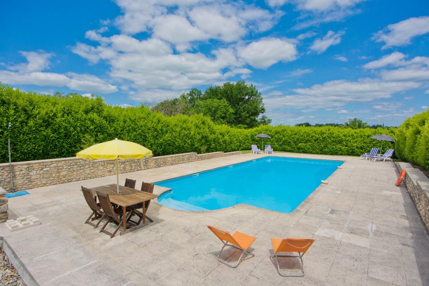 Private pool