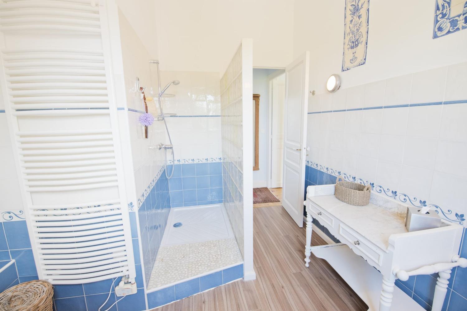 Bathroom | Holiday home in Pyrénées-Atlantiques