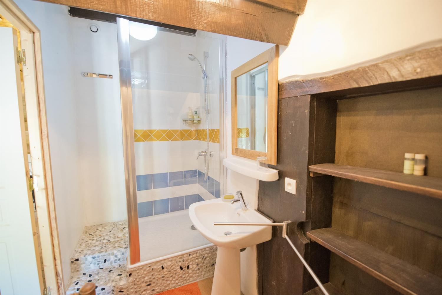 Bathroom | Holiday home in Pyrénées-Atlantiques