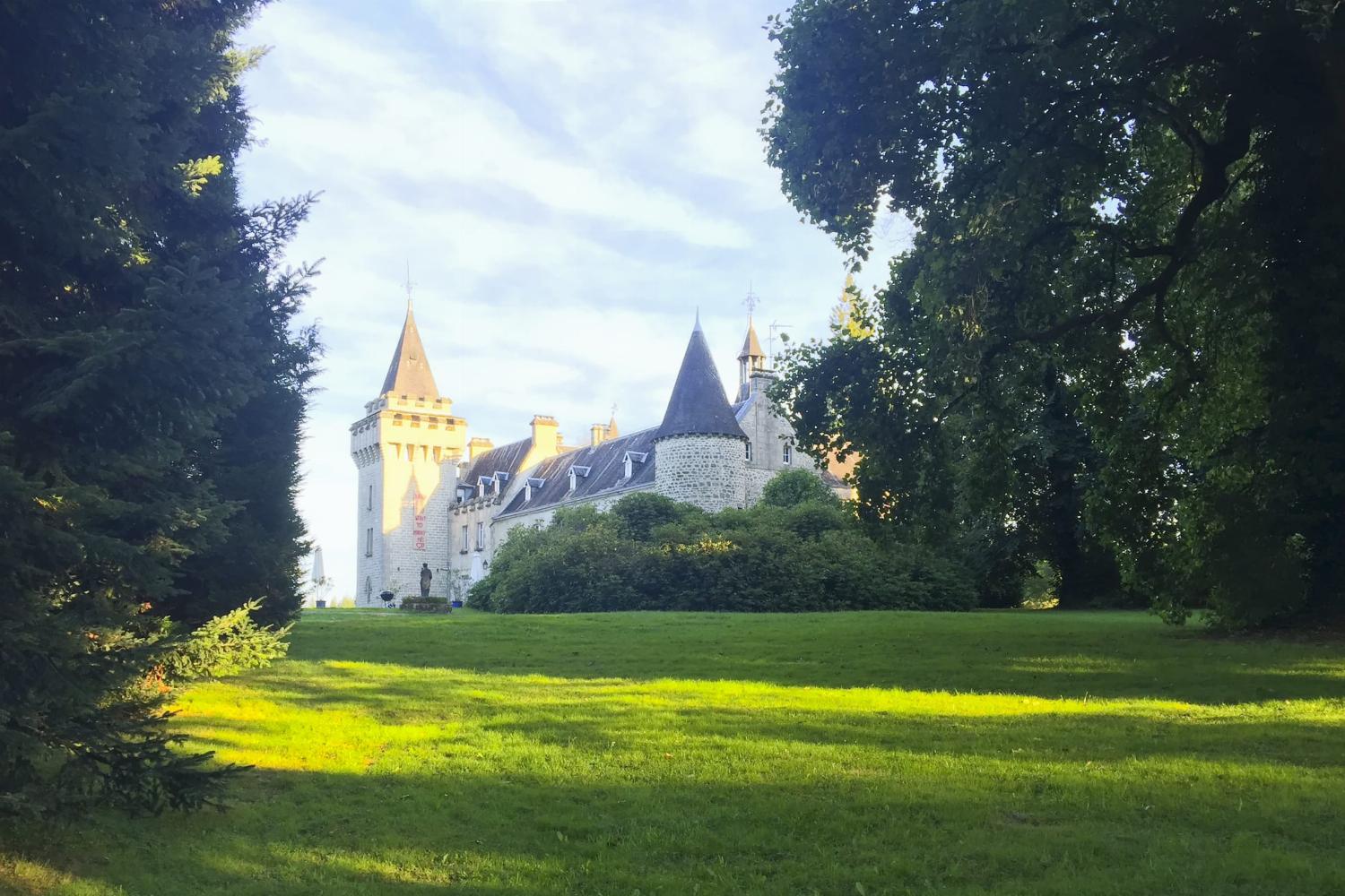 Holiday château in Haute-Vienne