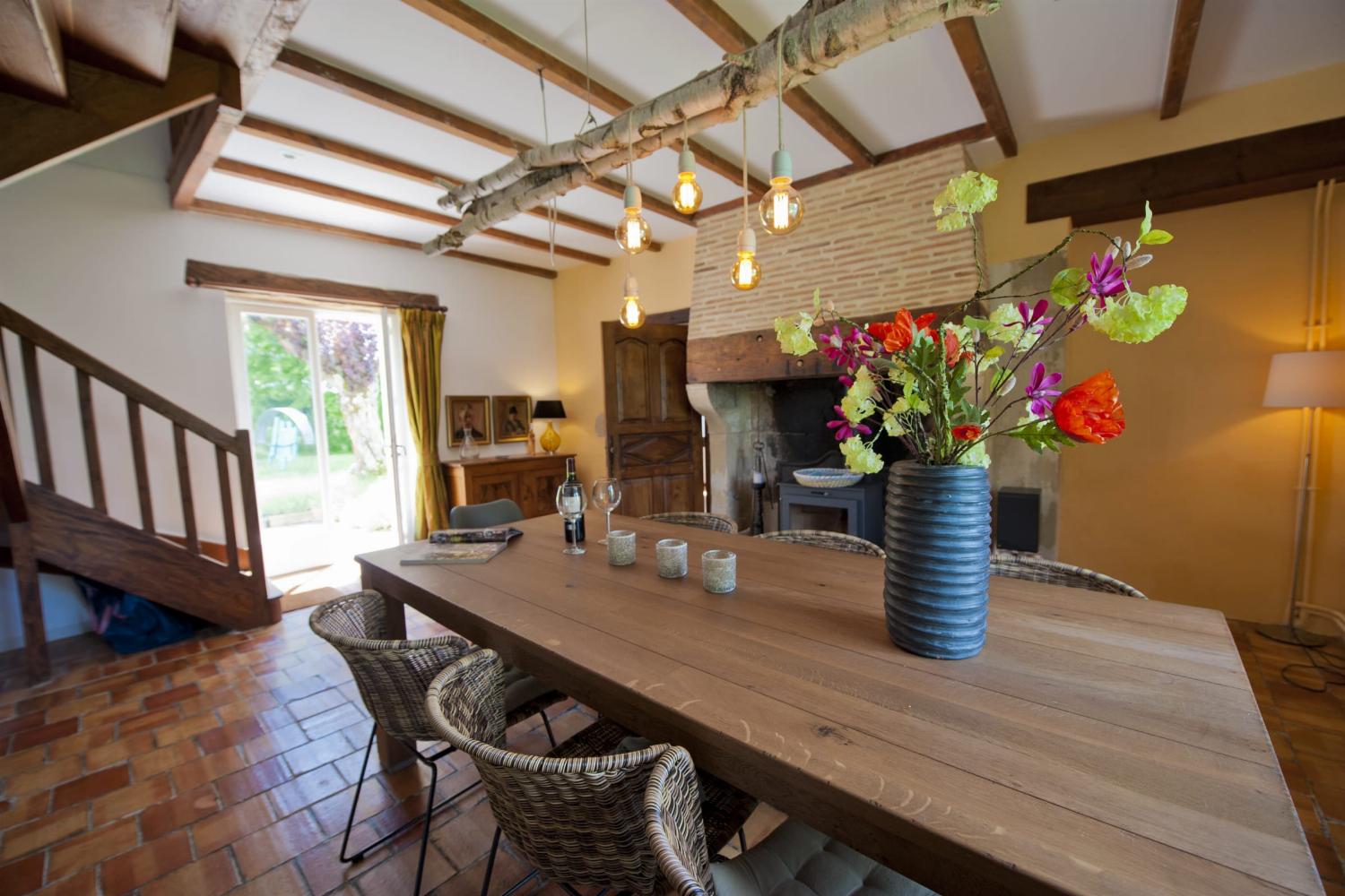 Dining room | Rental accommodation in Nouvelle-Aquitaine