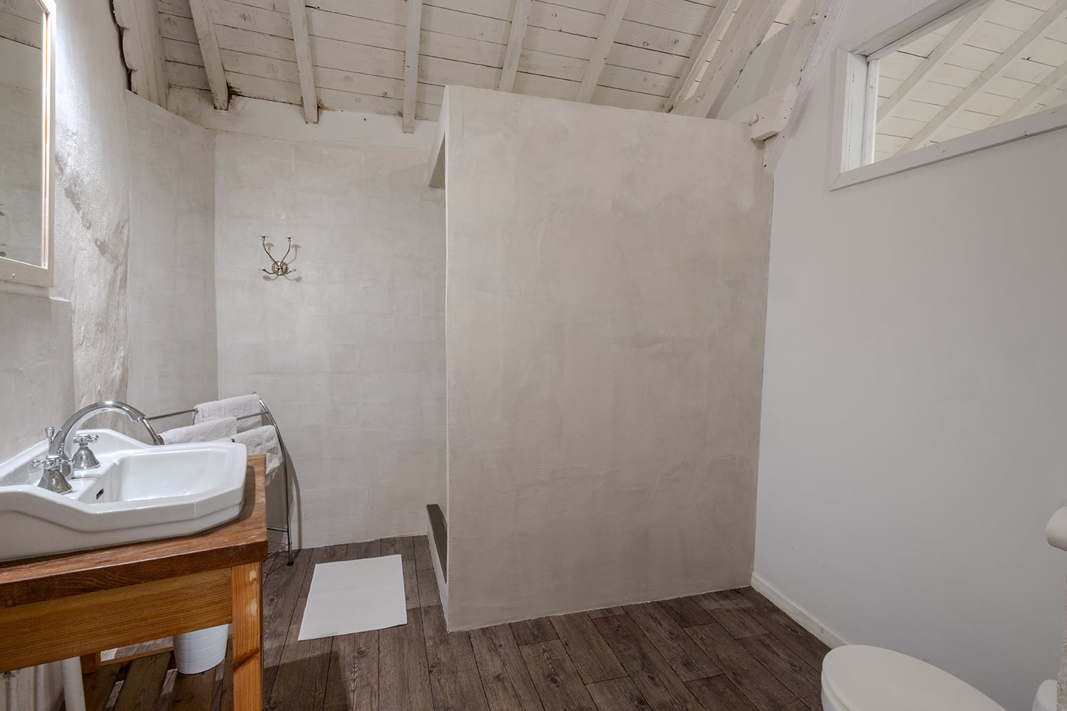Bathroom | Holiday home in Nouvelle-Aquitaine