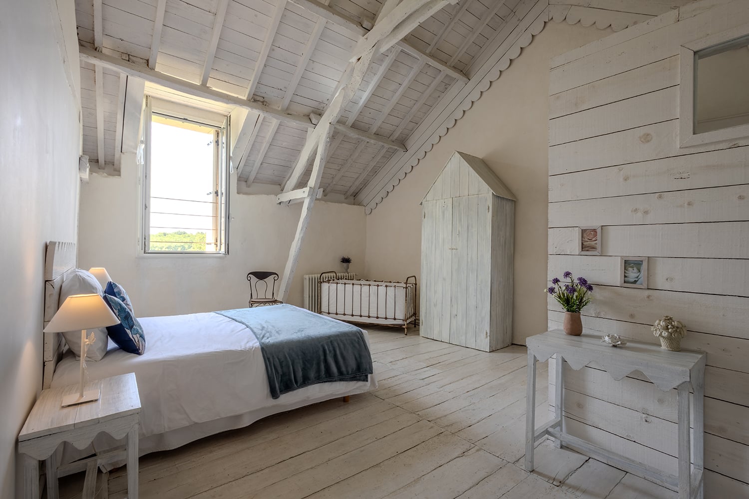 Bedroom | Holiday home in Nouvelle-Aquitaine