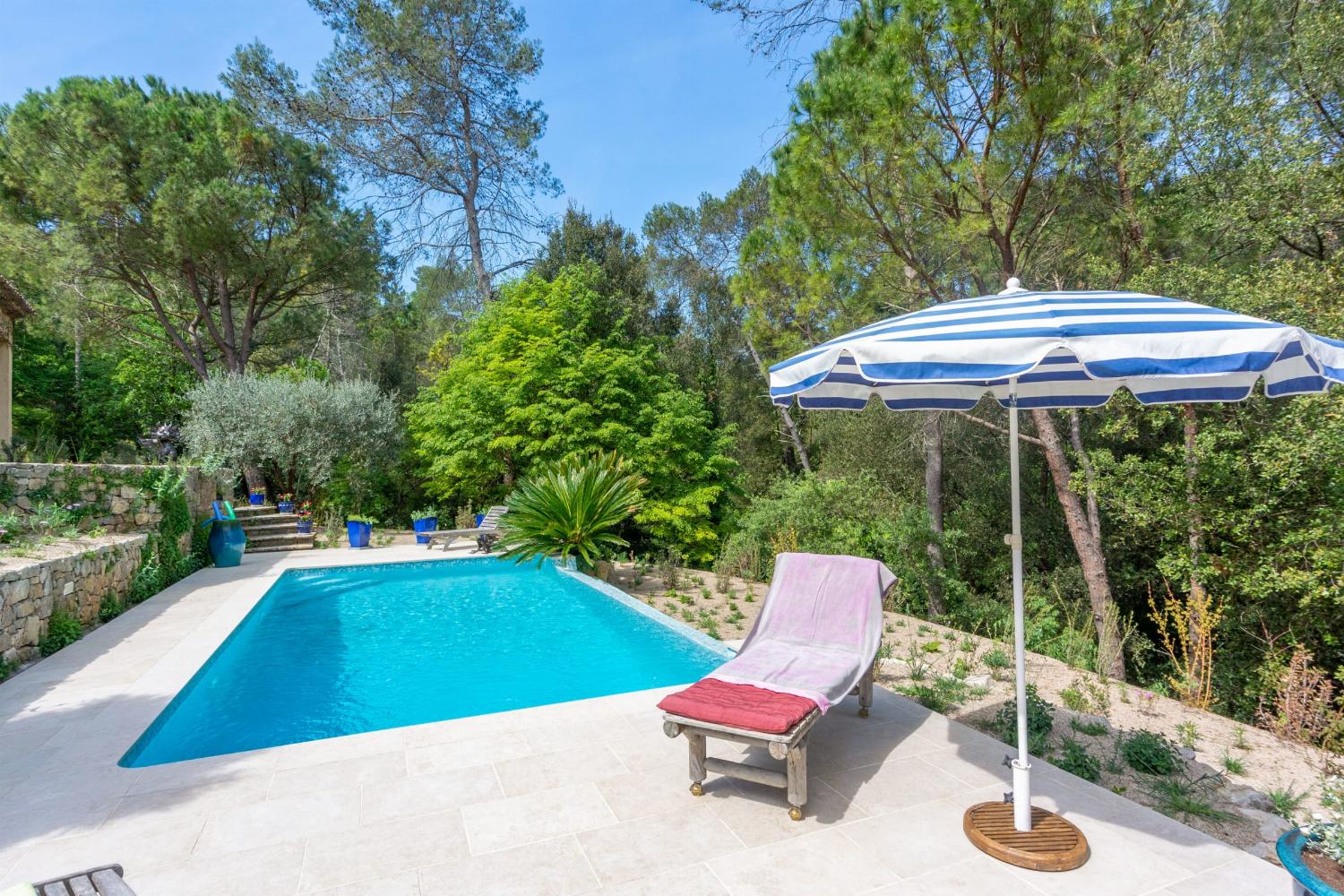 Private pool
