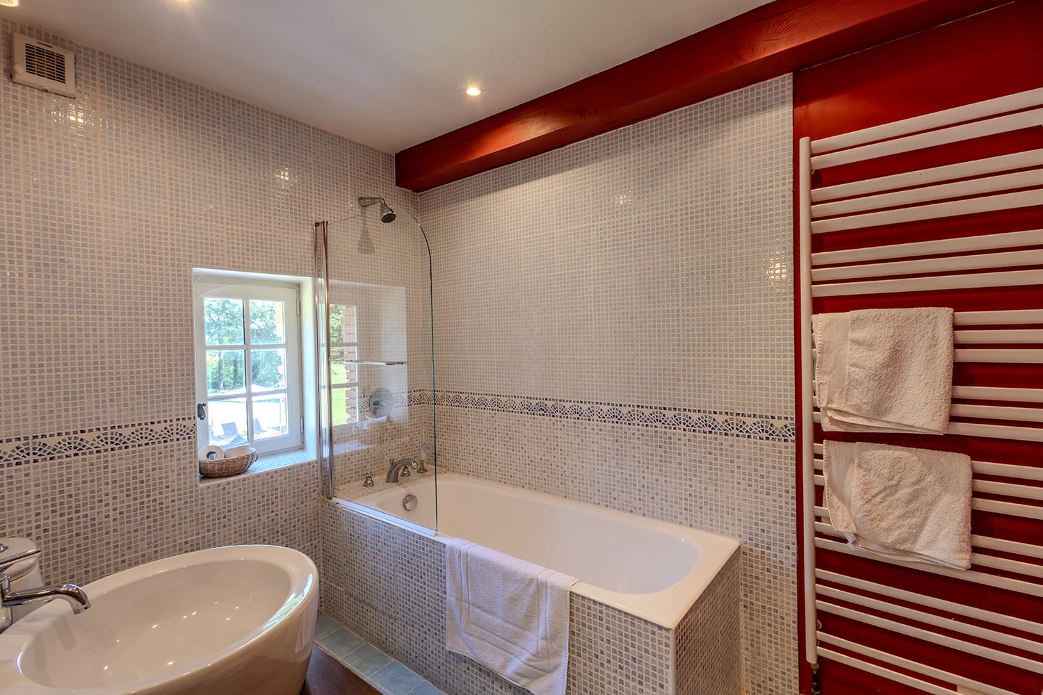 Bathroom | Holiday home in the Tarn