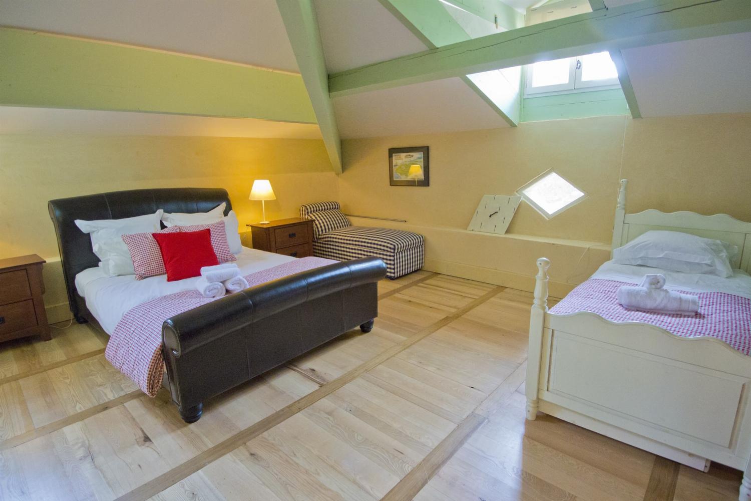 Bedroom | Holiday home in the Tarn