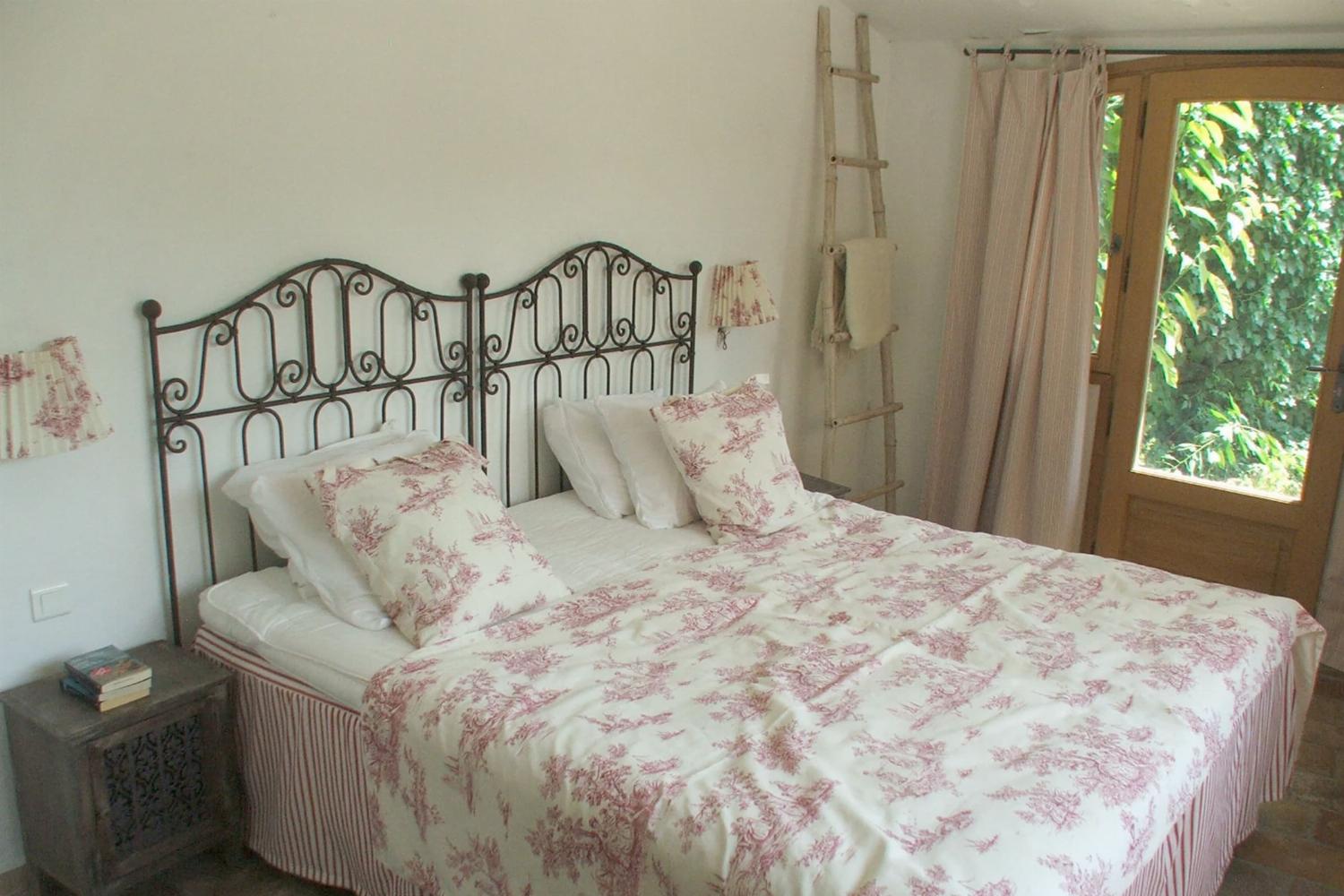 Bedroom | Vacation home in Provence