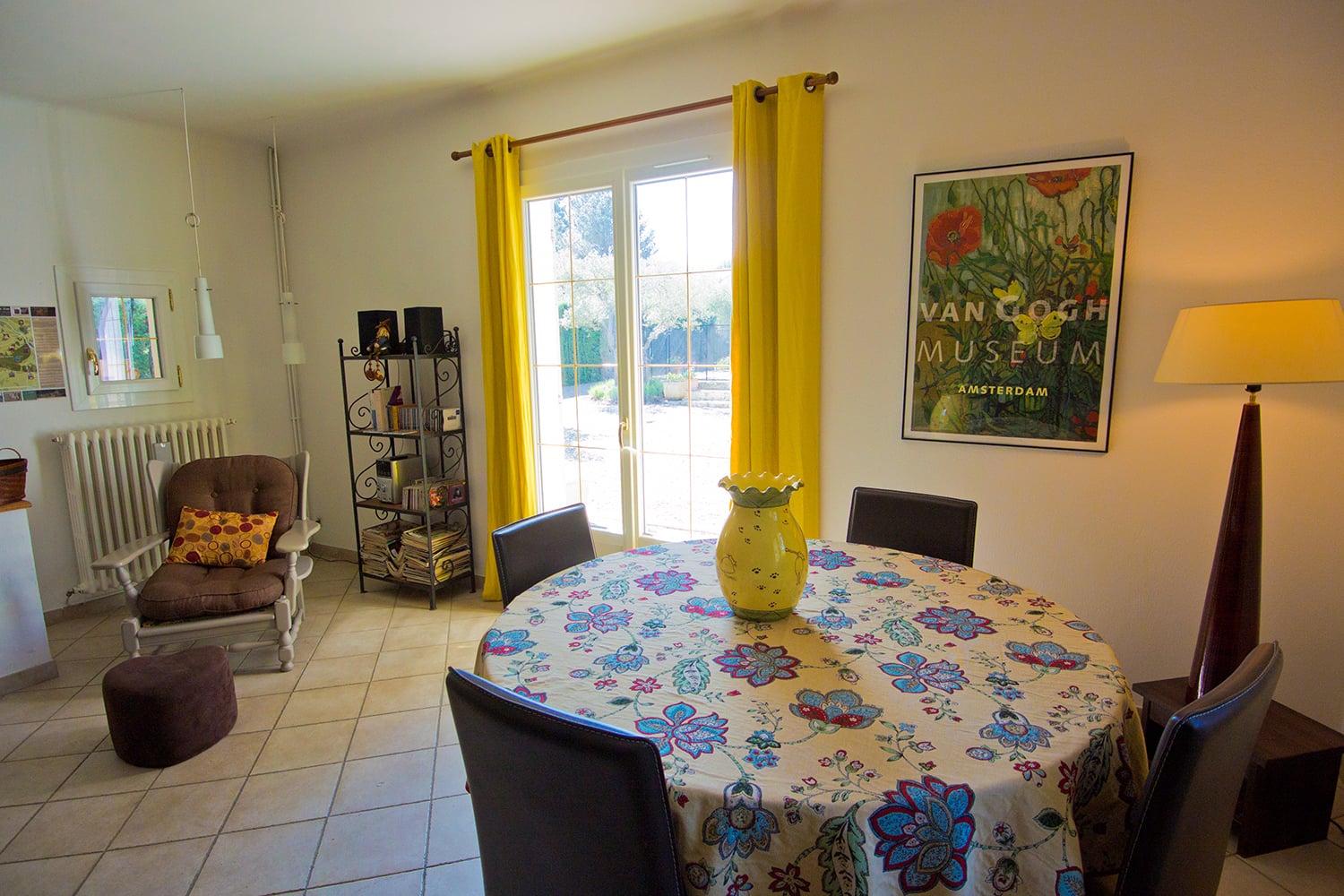 Dining room | Rental home in Provence