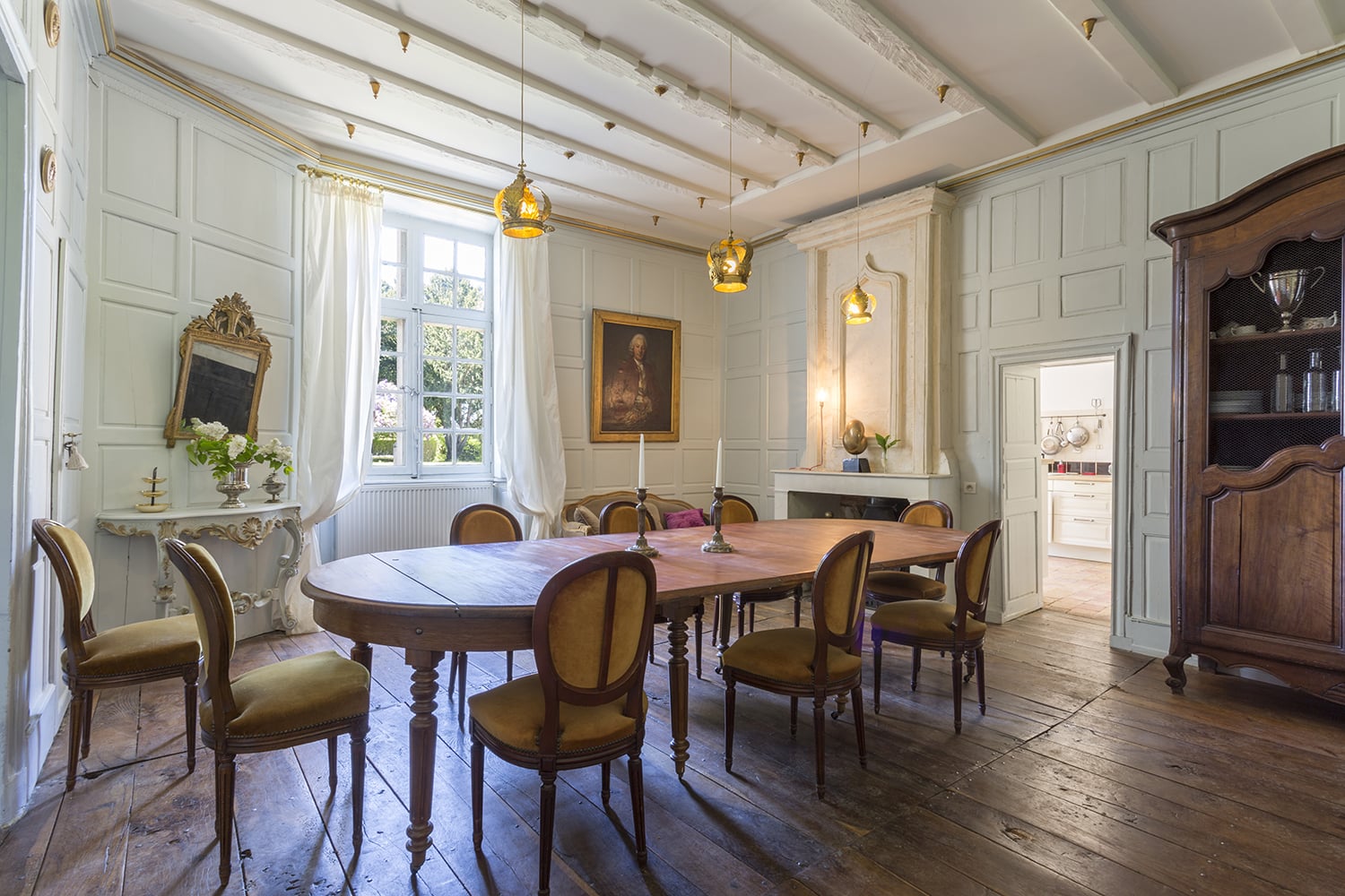 Dining room | Holiday château in Nouvelle-Aquitaine