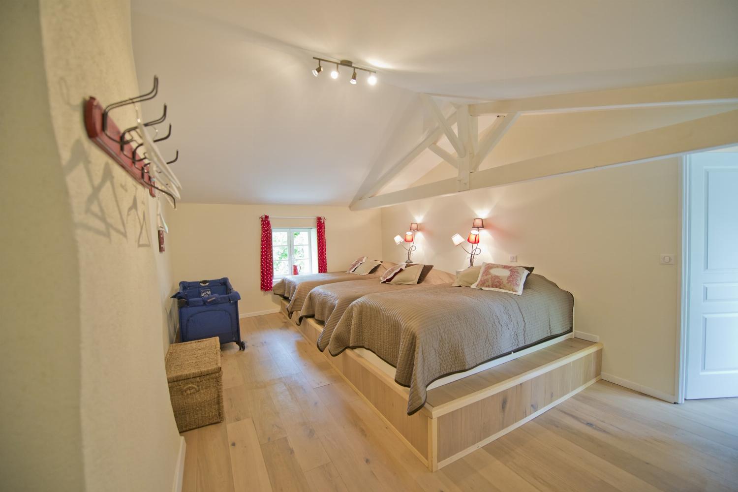 Bedroom | Rental accommodation in Charente