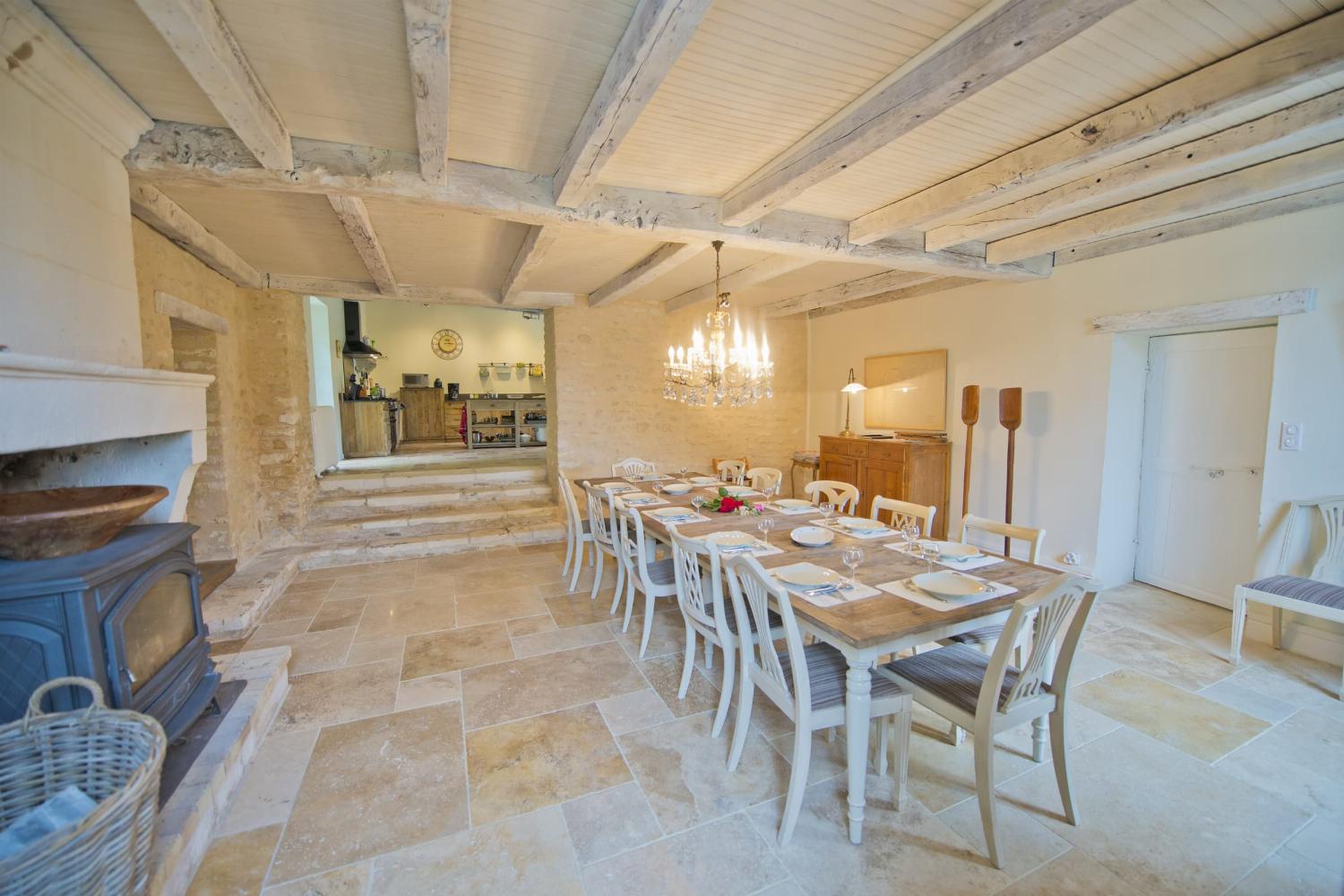 Dining room | Rental accommodation in Charente