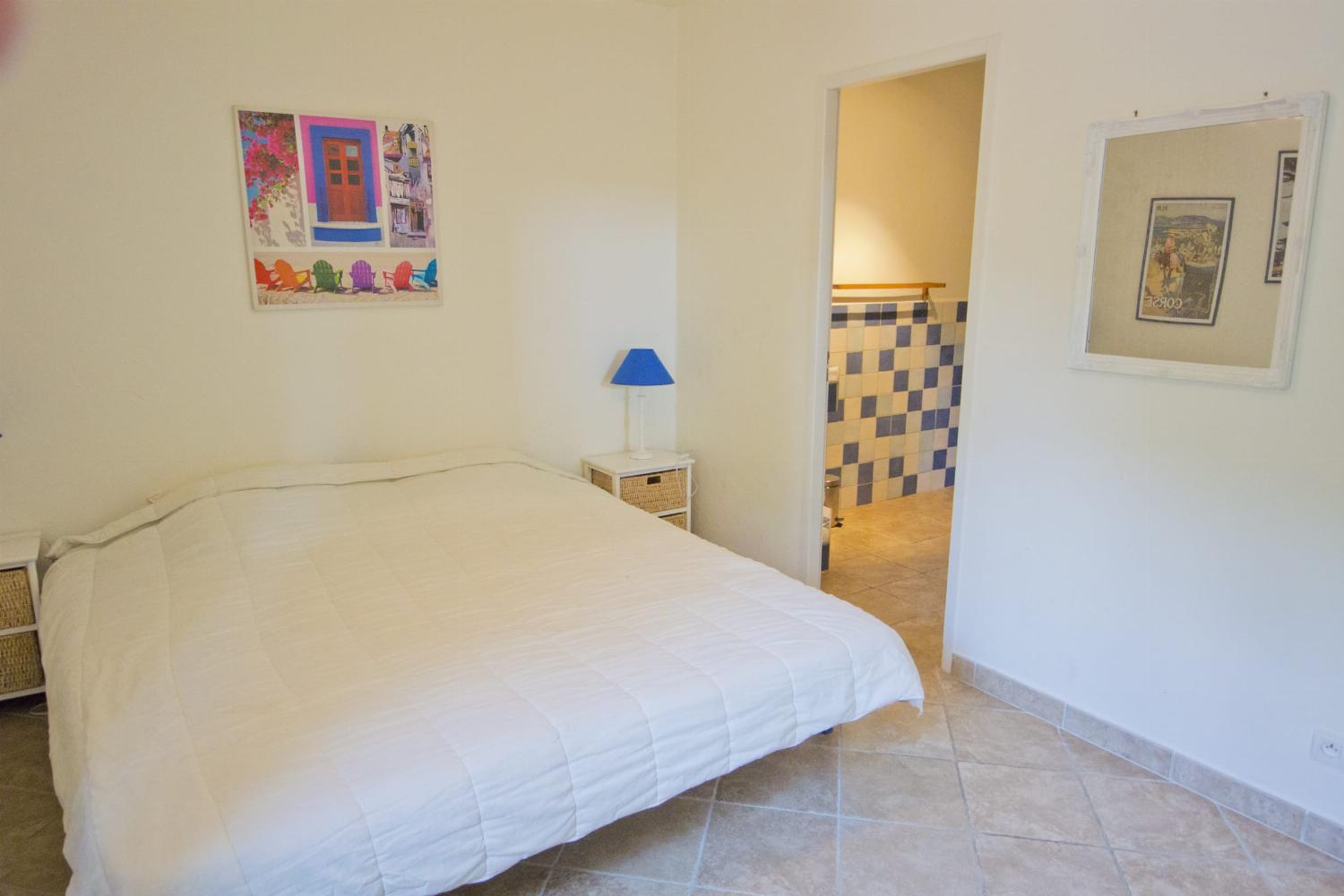 Bedroom | Holiday villa in Corsica