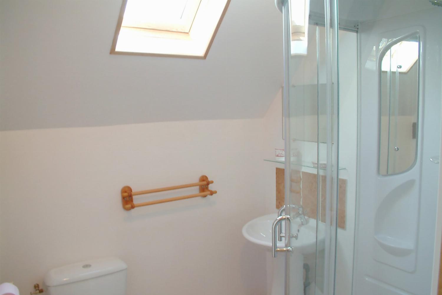 Bathroom | Holiday accommodation in Dordogne