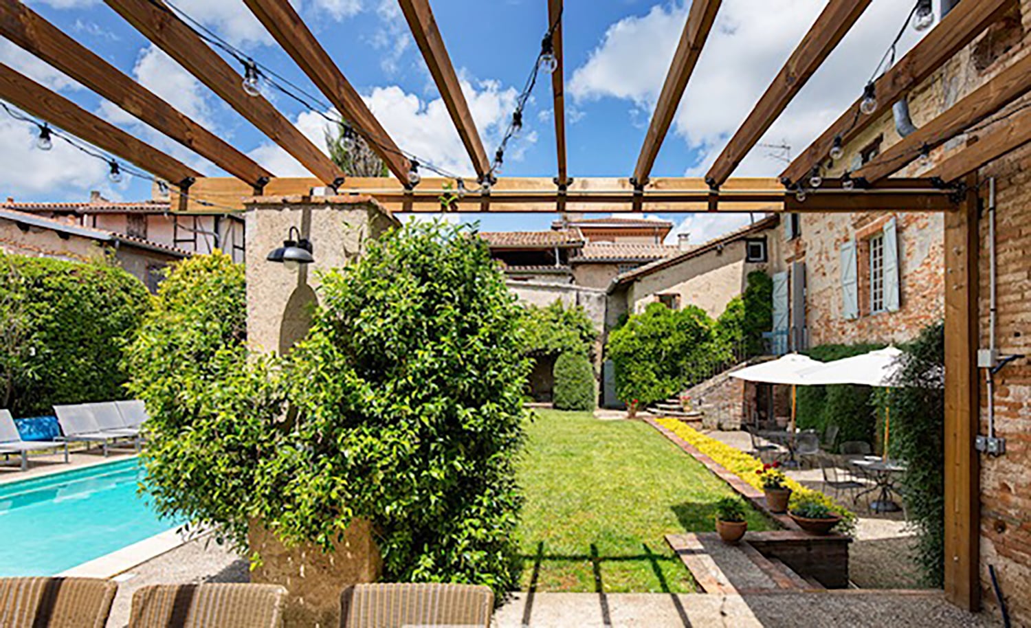 Piscine privée et jardin