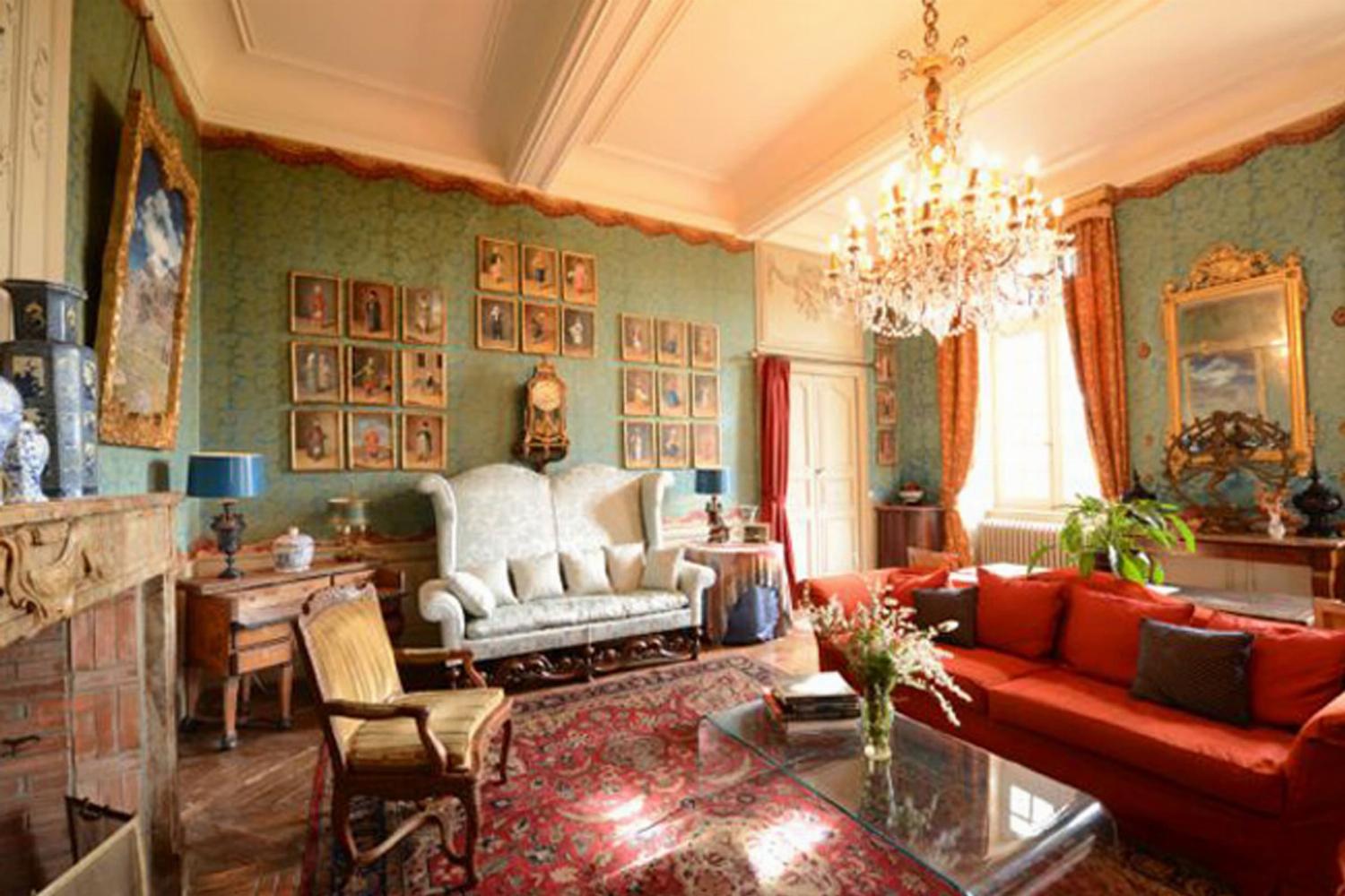 Living room | Holiday château in Haute-Garonne