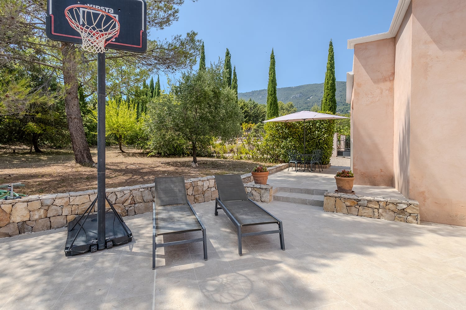 Basketball net Basketball net