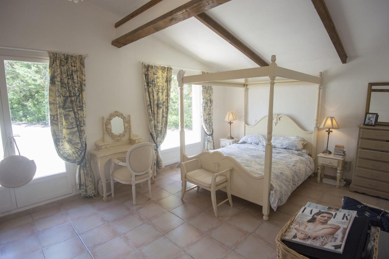 Bedroom | Holiday villa in Provence