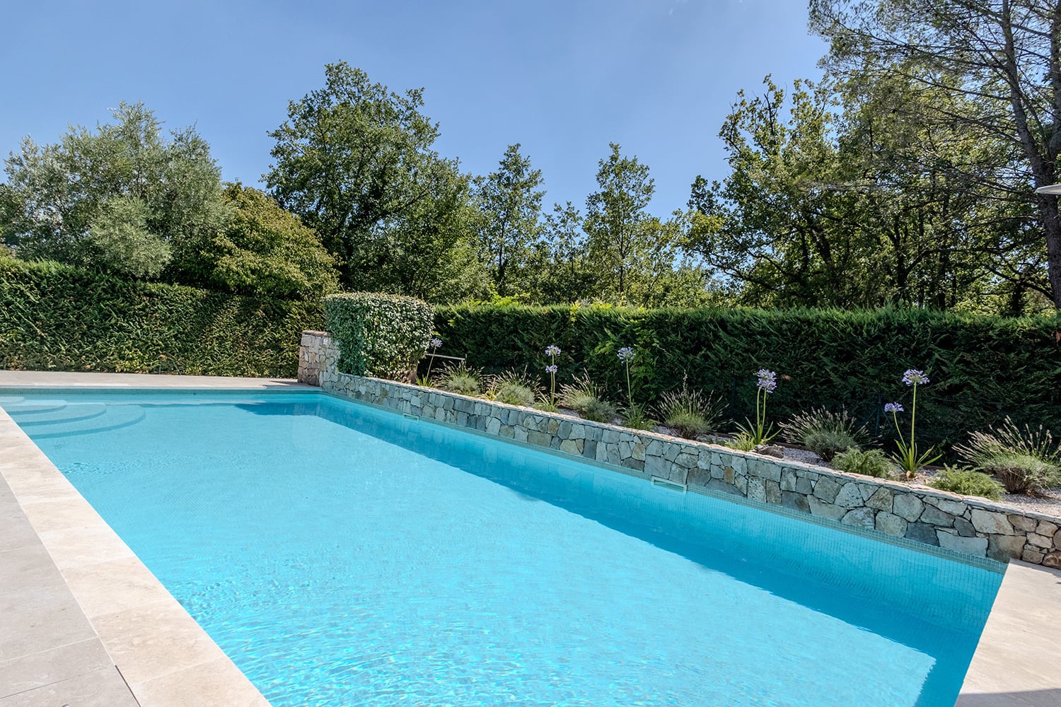 Private pool Private pool