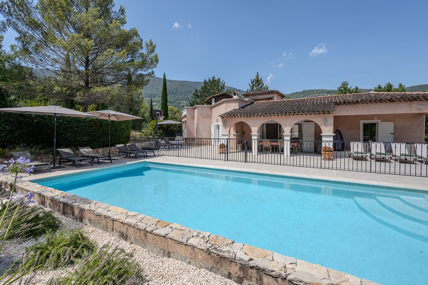 Villa de vacances à Seillans avec piscine privée privée Villa de vacances à Seillans avec piscine privée privée