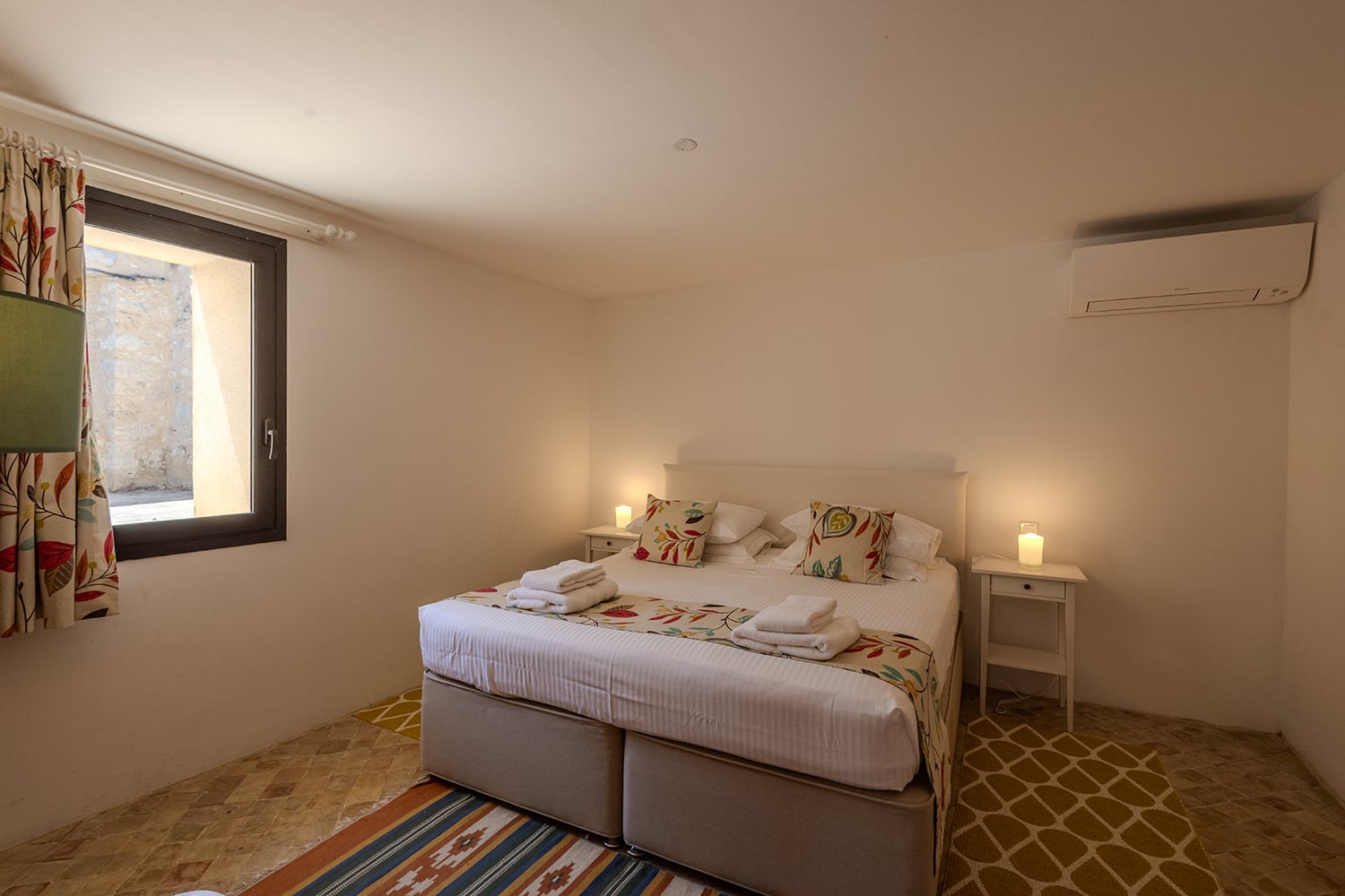 Bedroom ensuite | Holiday home in Lauzerte