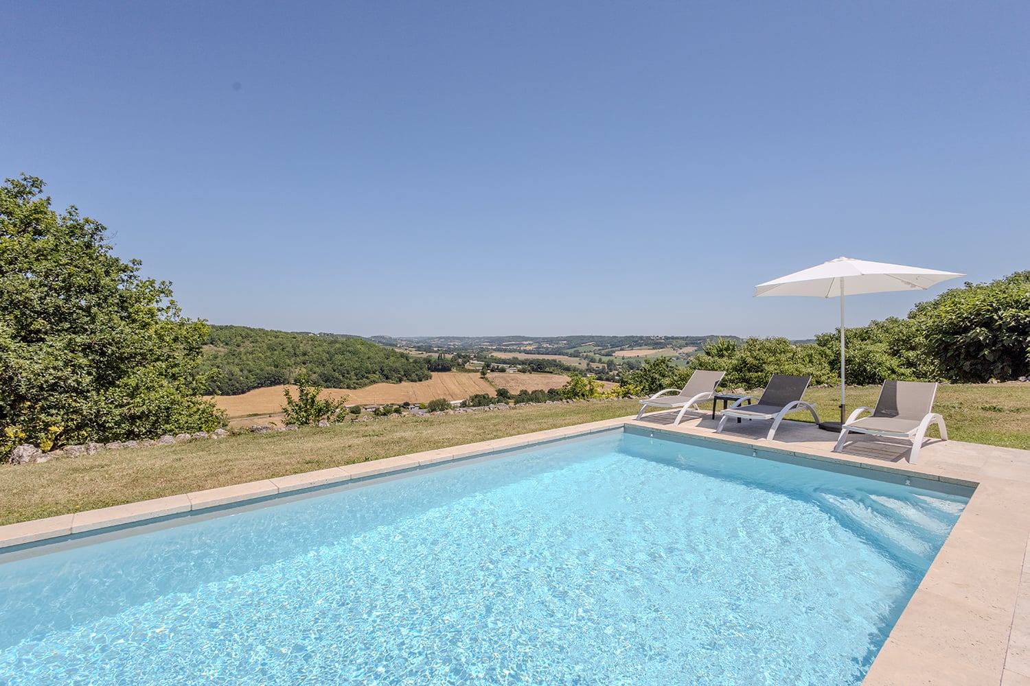 Private heated pool Private heated pool
